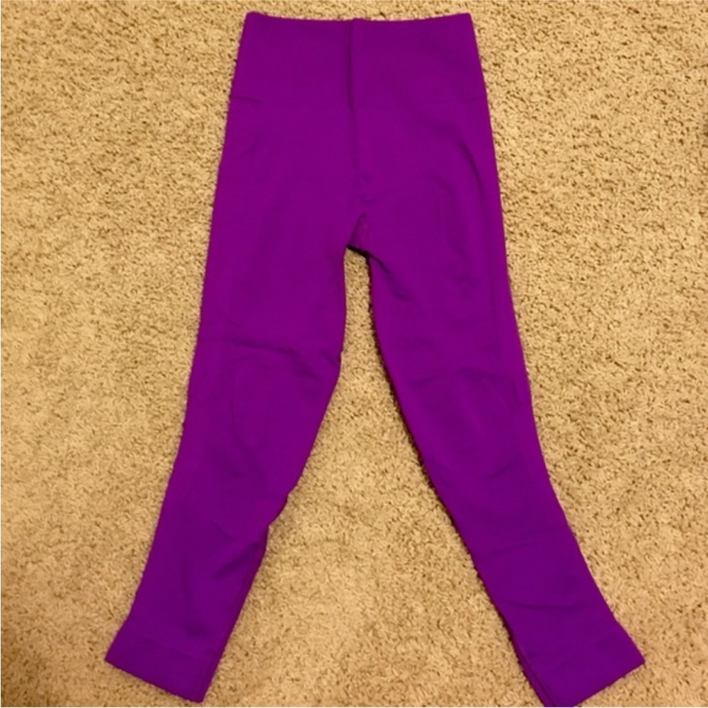 Lululemon leggings size 6